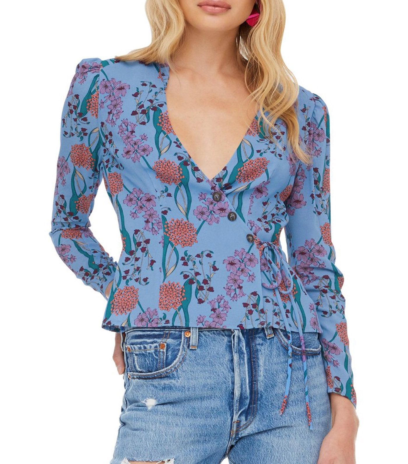 ASTR Facade Top