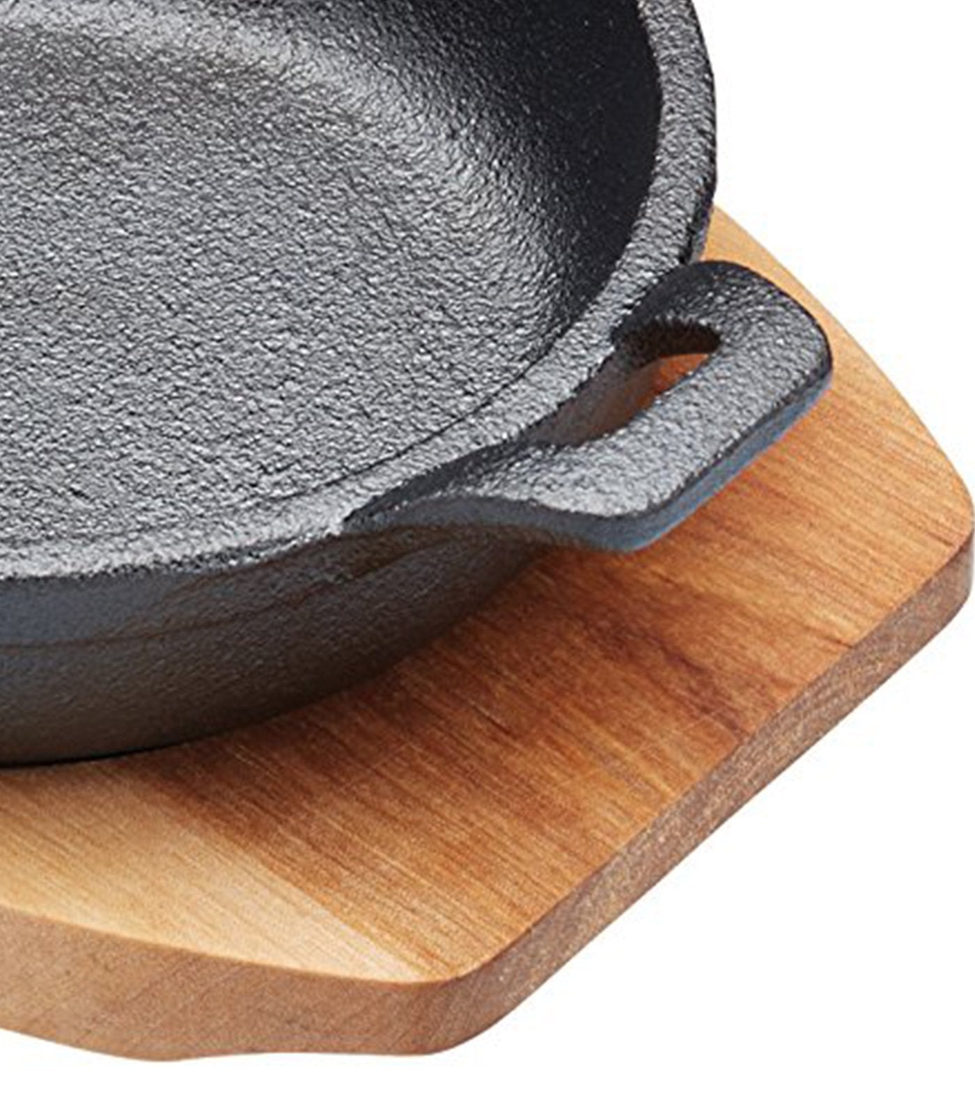 kitchencraft artesà mini cast iron gratin with wooden board
