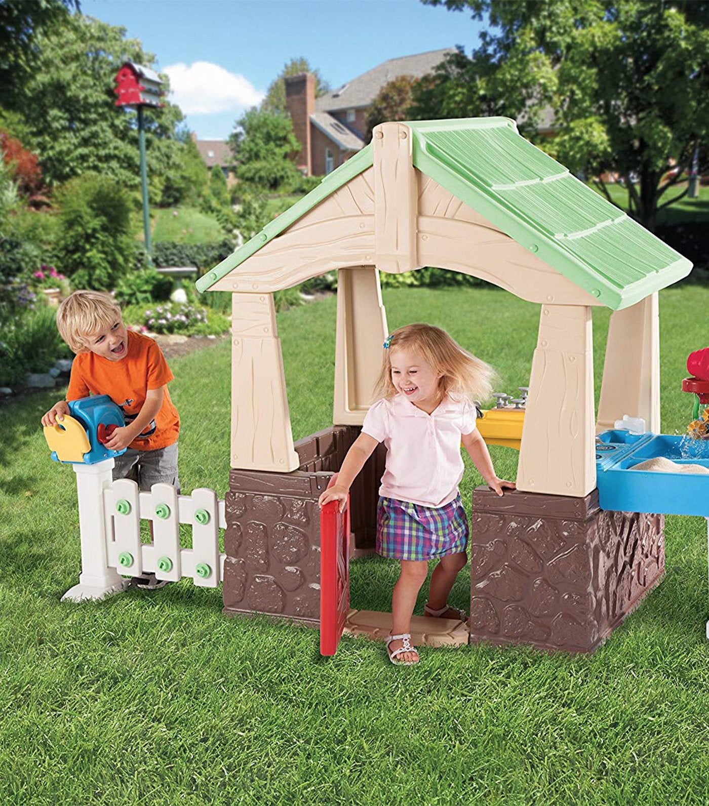 little tikes deluxe home and garden playhouse