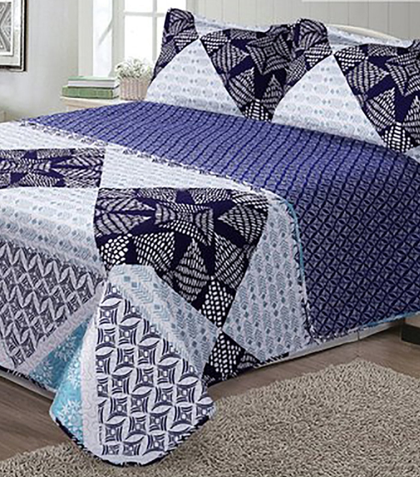 home & main scarlet printed faux quilt set king